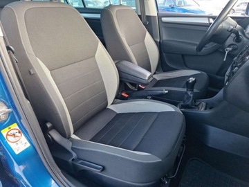 Skoda Rapid II Liftback Facelifting 1.0 TSI 110KM 2017 Skoda RAPID Ambition 1,0 TSI 110 KM FV-Marza Benzyna 110KM, zdjęcie 10