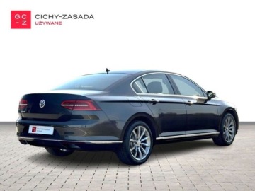 Volkswagen Passat B8 Limousine 2.0 TDI BlueMotion SCR 190KM 2019 Volkswagen Passat SalonPL 190KM DSG TDI HighlineSkoraACCNavi18Business ASO, zdjęcie 4