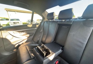 BMW Seria 3 F30-F31-F34 Limuzyna Facelifting 3.0 330d 258KM 2016 BMW Seria 3 Naped na 4 kola 3.0 Diesel 258KM, zdjęcie 12