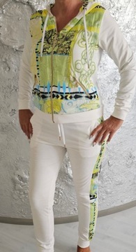 Оригинальный спортивный костюм Versace, размер L/XL.
