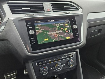 Volkswagen Tiguan II SUV 2.0 TDI SCR 240KM 2020 Volkswagen Tiguan 2,0 diesel 239KM 7 miejsc R-Line, zdjęcie 14