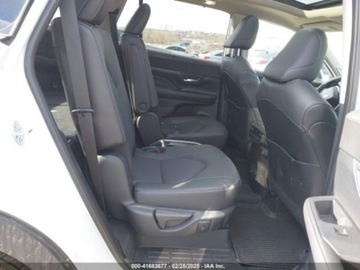 Toyota 2024 Toyota Grand Highlander 2024r., Limited, od ubezpieczalni 2.4 Benzyna 265KM, zdjęcie 9