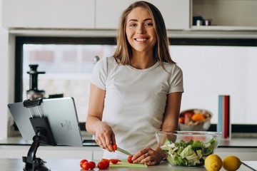 ДЕРЖАТЕЛЬ ДЛЯ ТЕЛЕФОНОВ, ПЛАНШЕТОВ, GPS НАВИГАЦИИ