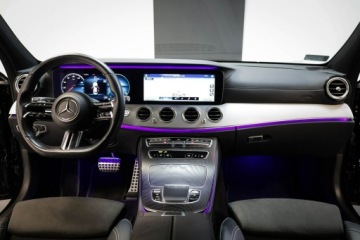 Mercedes Klasa E W213 Limuzyna 2.0 220d 194KM 2020 Mercedes E 220 *4Matic*AMG*Salon Polska*I, zdjęcie 13