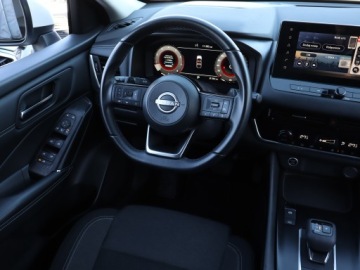 Nissan Qashqai III Crossover 1.3 DIG-T MHEV 158KM 2022 Nissan Qashqai 1.3 DIG-T MHEV, Salon Polska, zdjęcie 6