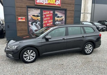 Volkswagen Passat B8 Variant Facelifting 2.0 TDI SCR 150KM 2020 Volkswagen Passat 2.0 TDI 150 KM BDB STAN 2020r Warszawa 2.0 Diesel, zdjęcie 8