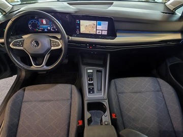 Volkswagen Golf VIII Hatchback 2.0 TDI SCR 150KM 2021 Volkswagen Golf VIII 2.0 TDI 150 KM, Automat, ACC, systent pasa, VC, zdjęcie 10