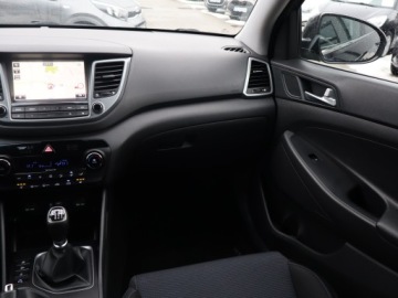Hyundai Tucson III SUV 2.0 CRDI 136KM 2017 Hyundai Tucson 2.0 CRDi, VAT 23%, Navi, Klima, zdjęcie 7
