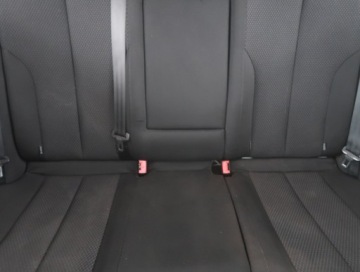 Volkswagen Passat B6 Variant 2.0 TDI-CR DPF 140KM 2008 VW Passat 2.0 TDI, DSG, Navi, Klima, Klimatronic, zdjęcie 9