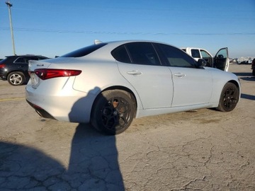 Alfa Romeo Giulia II Sedan Facelifting 2.0 Turbo 280KM 2021 Alfa Romeo Giulia 2021 ALFA ROMEO GIULIA SPORT 2.0 Benzyna 280KM, zdjęcie 2