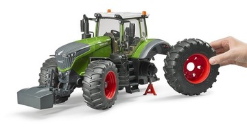 Съемные колеса трактора Bruder Fendt 04040