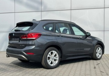 BMW X1 F48 Crossover Plug-In 1.5 25e 220KM 2020 BMW X1 xDrive Plug-In PDC Automat Led Navi Tempomat FV23 1.5, zdjęcie 9