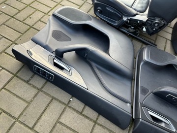 JAGUAR F-PACE SEDADLA KŮŽE POHOVKA ČALOUNĚNI TUNEL LOKETNÍ OPĚRKA X761