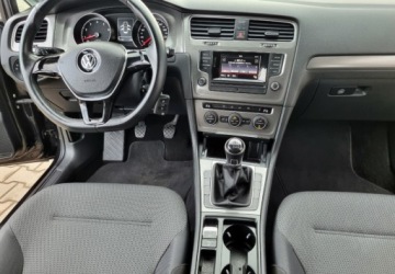 Volkswagen Golf VII Hatchback 3d 1.2 TSI 105KM 2014 Volkswagen Golf 1,2 TSI 105KM 6-Biegow Klimatronic Serwis 1.2 Benzyna, zdjęcie 30