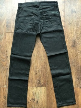 43 ## DIESEL ## DARRON MĘSKIE SPODNIE JEANSY 30/32