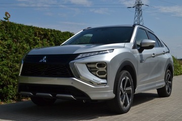 Mitsubishi Eclipse Cross SUV PHEV 2.4 188KM 2022 PHEV 4x4 ** 10 tyś km ** W OFERCIE DWIE SZTUKI, zdjęcie 17