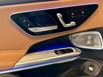 Mercedes CLE Coupe 2.0 300 258KM 2025 MERCEDES-BENZ CLE 300 4-Matic AMG Line 2.0 (258KM) 2025, zdjęcie 11