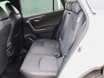 Toyota RAV4 V SUV Facelifting 2.5 Hybrid Dynamic Force 222KM 2024 TOYOTA RAV 4 SELECTION SALON PL SERWIS ASO FABRYCZNA GWARANCJA BEWYPADKOWY!, zdjęcie 16