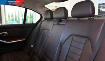 BMW Seria 3 G20-G21 Limuzyna 2.0 320d 190KM 2019 BMW Seria 3 320d xDriveFV23Hak HolowniczyLED Fog LightsModel Luxury Line, zdjęcie 13