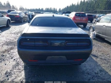 Dodge Challenger III 2016 Dodge Challenger Srt Hellcat 2016 6.2 Benzyna 707KM, zdjęcie 4