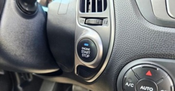 Hyundai ix35 SUV R 2.0 CRDi 184KM 2013 Hyundai ix35 2.0 CRDI 184KM 4WD Automat BiXenon Led Skóra NawiPL SamParkuje, zdjęcie 14