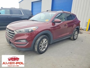 Hyundai Tucson III 2016 Hyundai Tucson 2016 HYUNDAI TUCSON LIMITED 2.0 Benzyna 164KM