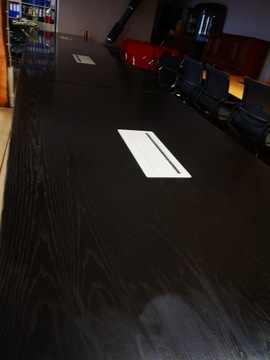 Vitra 7M Conference Table
