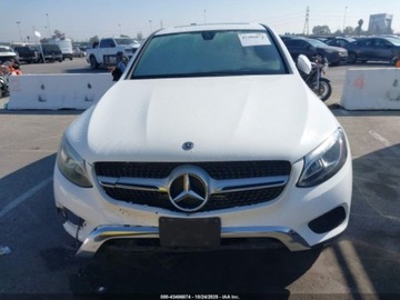 Mercedes GLC C253 2019 Mercedes-Benz GLC 300 Coupe 4Matic 2019 2.0L 2.0 Benzyna 241KM, zdjęcie 8