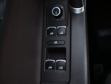 Volkswagen Passat B7 Variant 2.0 TDI CR DPF BlueMotion 140KM 2011 VW Passat 2.0 TDI, Salon Polska, Klima, zdjęcie 18