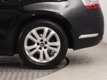 Citroen C5 III Sedan 1.6 THP 156KM 2011 Citroen C5 1.6 THP, Salon Polska, Klima, zdjęcie 14