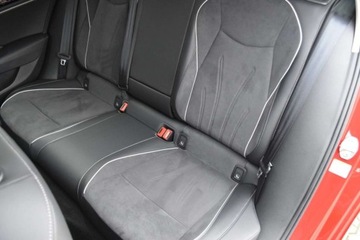 Volkswagen Passat B8 Variant Facelifting 2.0 TDI SCR 150KM 2025 Volkswagen Passat Variant 2.0TDI DSG 150KM Elegance HAK IQ.Drive 17 Sporto, zdjęcie 29