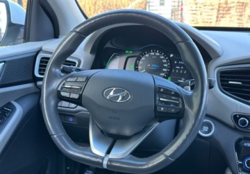 Hyundai IONIQ Hatchback 1.6 GDi 141KM 2018 Hyundai IONIQ 1.6 Hybrid 141KM F-LED Infinity NAV Climatronic Kamera SERWI, zdjęcie 17