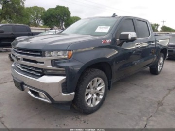 Chevrolet Silverado II 2021 Chevrolet Silverado 2021r., 4x4, 5.3L 5.3 Benzyna 355KM, zdjęcie 1