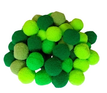 Kolorowe pompony 1,5cm 50szt miks zieleni