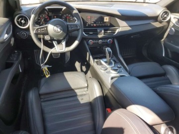 Alfa Romeo Giulia II Sedan Facelifting 2.0 Turbo 280KM 2022 Alfa Romeo Giulia 2022 Alfa Romeo Giulia Super 2.0 Benzyna 280KM, zdjęcie 7