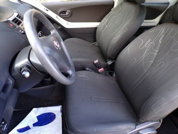 Toyota Yaris II Hatchback 5d 1.0 VVT-i 69KM 2010 Toyota Yaris Klimatyzacja / Elektryka / Gwarancja, zdjęcie 18