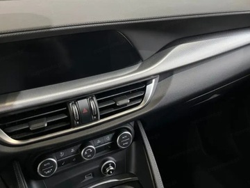 Alfa Romeo Stelvio SUV Facelifting 2023 2.0 GME Turbo 280KM 2024 Alfa Romeo Stelvio 2.0 Turbo Veloce Q4 (280KM) | Pakiet Premium Theater Sou, zdjęcie 6