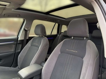 Volkswagen Golf VIII Alltrack 2.0 TDI 200KM 2022 Volkswagen Golf Alltrack LED Matrix Harman Kardon Hak Kamera Cofania Faktu, zdjęcie 11