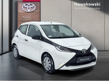 Toyota Aygo II Hatchback 5d 1.0 VVT-i 69KM 2016 Toyota Aygo 1.0 VVT-i X II (2014-) 1.0 VVT-i X, zdjęcie 26