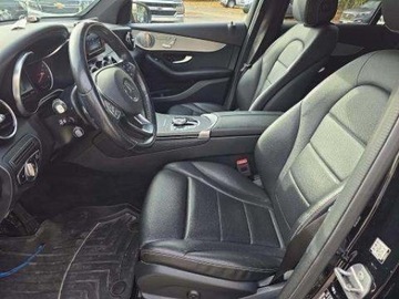 Mercedes GLC C253 2019 Mercedes-Benz GLC 350e 2019 2.0l 2.0 Benzyna 320KM, zdjęcie 5