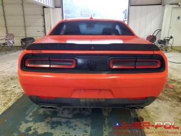 Dodge Challenger III 2018 Dodge Challenger _RT_HEMI_5.7 L_372 km_2018r 5.7 Benzyna 372KM, zdjęcie 5
