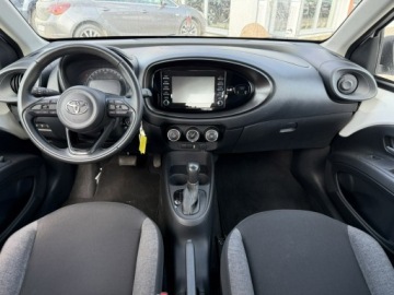 Toyota Aygo X 1.1 VVT-i 72KM 2023 Toyota Aygo X Automat*CarPlay*Tylko 42000km, zdjęcie 13