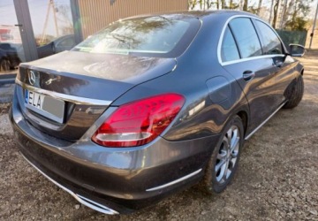 Mercedes Klasa C W205 Limuzyna 180 156KM 2016 Mercedes-Benz Klasa C Mercedes-Benz Klasa C 1.6 Benzyna 156KM, zdjęcie 5