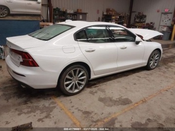 Volvo S60 III 2021 Volvo S60 T5 momentum 2.0 Benzyna 250KM, zdjęcie 6