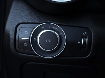 Alfa Romeo Giulia II Sedan 2.0 Turbo 200KM 2016 Alfa Romeo Giulia 2.0 Turbo, Salon Polska, zdjęcie 15