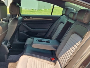 Volkswagen Passat B8 Limousine 2.0 TDI 150KM 2015 Volkswagen Passat 2.0tdi 150KM R LINE Ledy Navi, zdjęcie 19