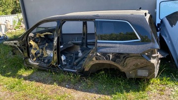 BŁOTNIK LEWY TYŁ ĆWIARTKA LEWA TYŁ MERCEDES GL W166 GLS X166