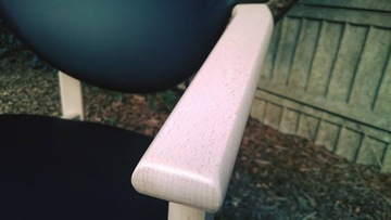 Деревянный стул в стиле ретро-лофт с подлокотником