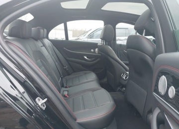 Mercedes Klasa E W213 Limuzyna AMG 3.0 53 AMG 435KM 2019 Mercedes-Benz Klasa E MERCEDES-BENZ AMG E 53 4MATIC 3.0 Benzyna 435KM, zdjęcie 9