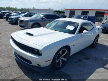 Dodge Challenger III 2019 Dodge Challenger 2019 Dodge Challenger RT RWD 5.7 Benzyna 372KM, zdjęcie 5